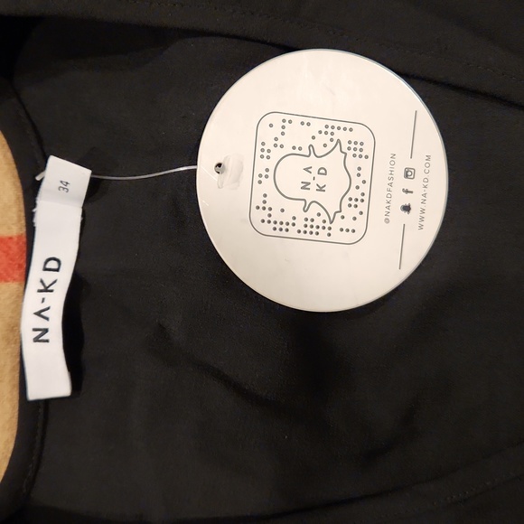 NA KD Black Cap Sleeve Wrap Crop Top Sz 34 - Picture 3 of 8